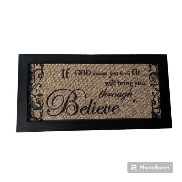 Wooden Burlap Frame Wall Decor - Picture 1 of 7
